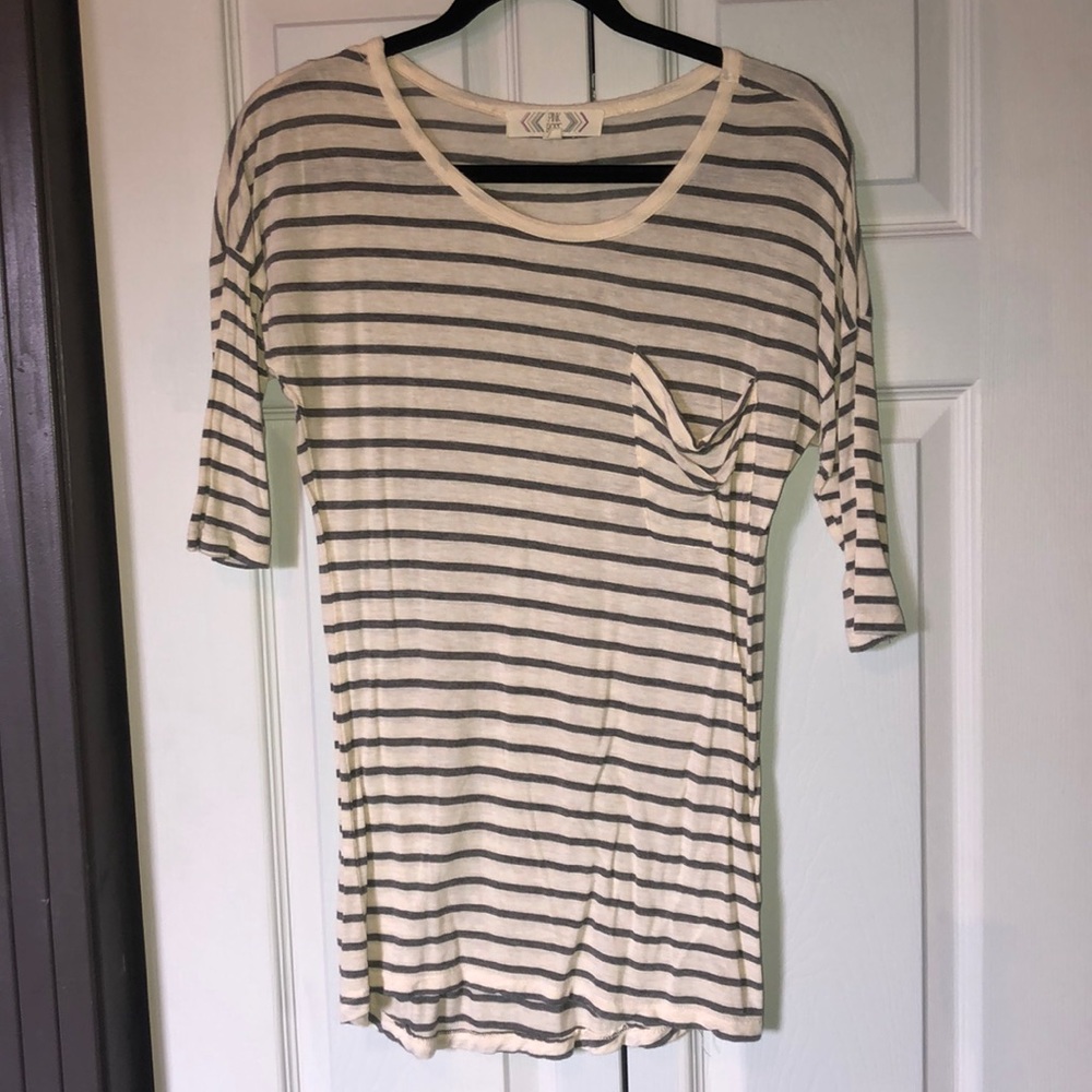 Half- sleeve shirt